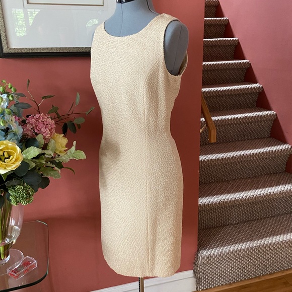 Escada suit - Picture 3 of 8